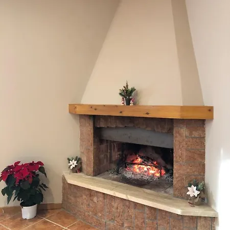 La Senza Tempo Villa Aprilia